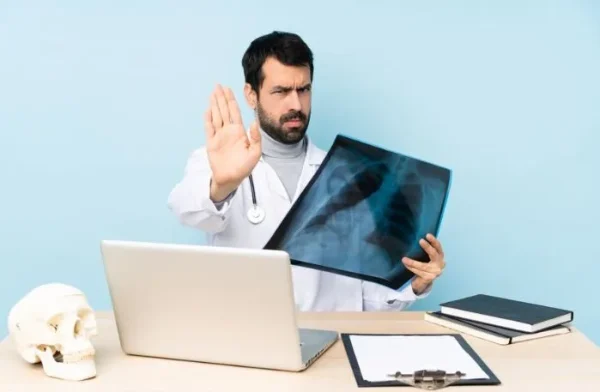 كيفية الحد من مخاطر الاشعة بالصبغة كيفية الحد من مخاطر الاشعة بالصبغة